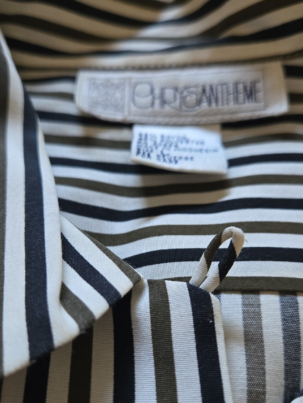 🐩VTG Pinstripe Button Down Blouse - Picture 6 of 9